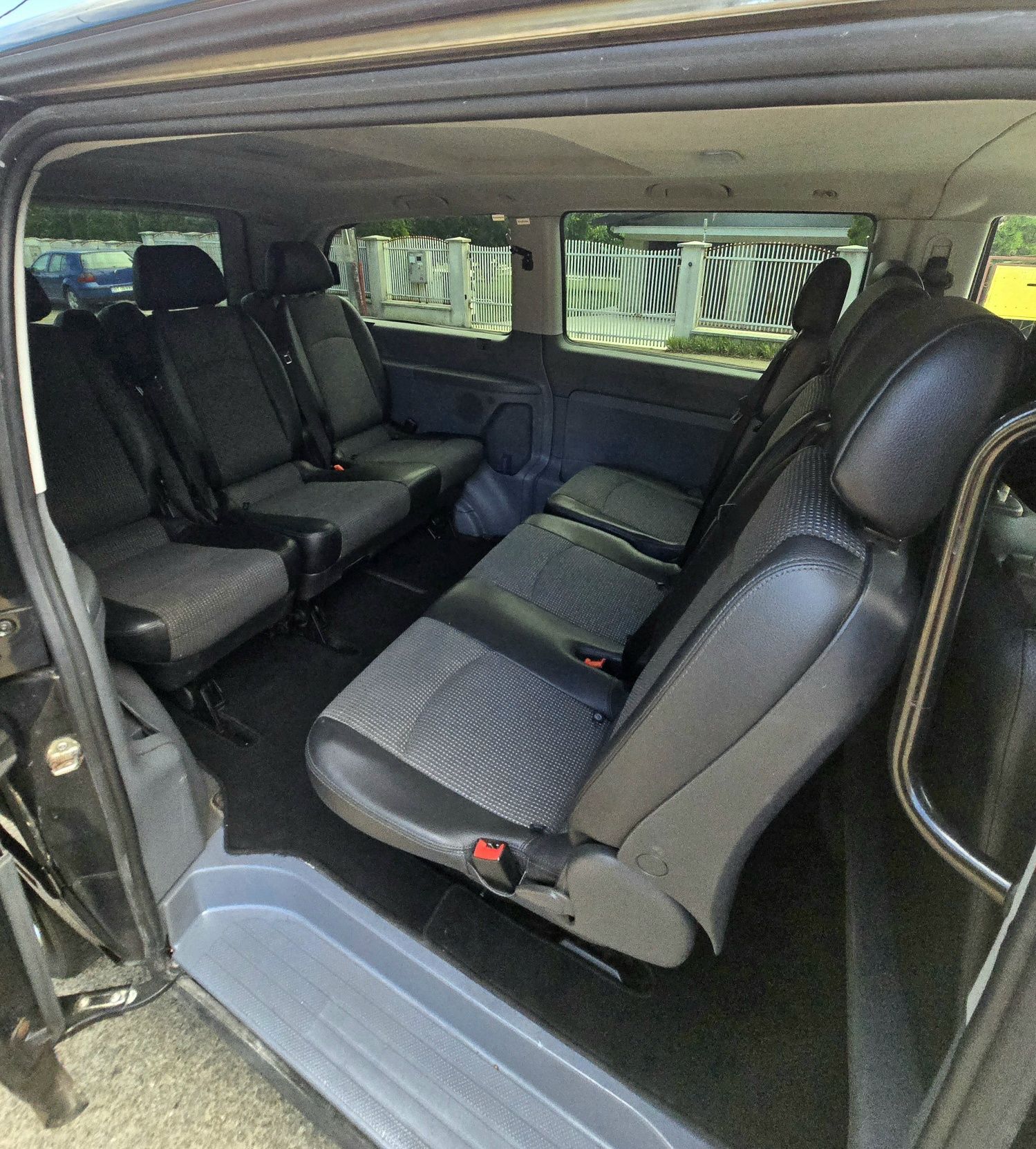 Mercedes Vito * 8+1 locuri ( 9 locuri ) * Automat