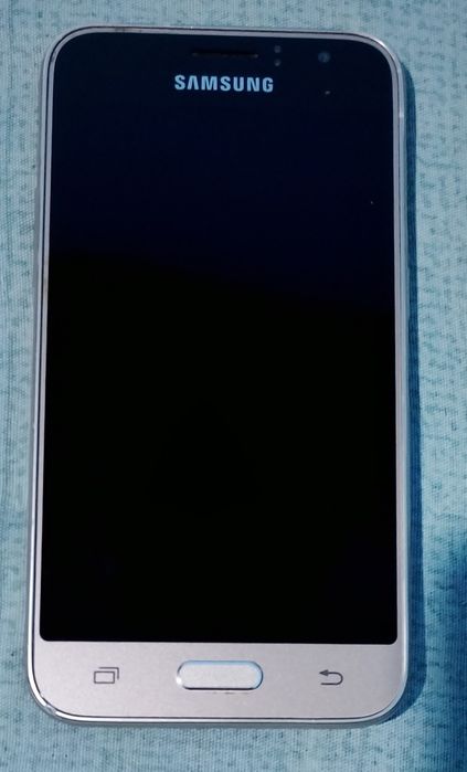 Samsung j1 2016 sotiladi