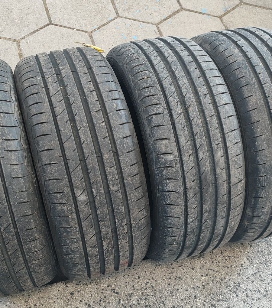 Летни гуми 225/45/17 Дебика