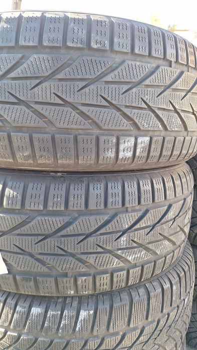 255 50 19 , 225 40 19 , 225 45 18 , 225 50 17 , 225 60 17 , 215 50 18