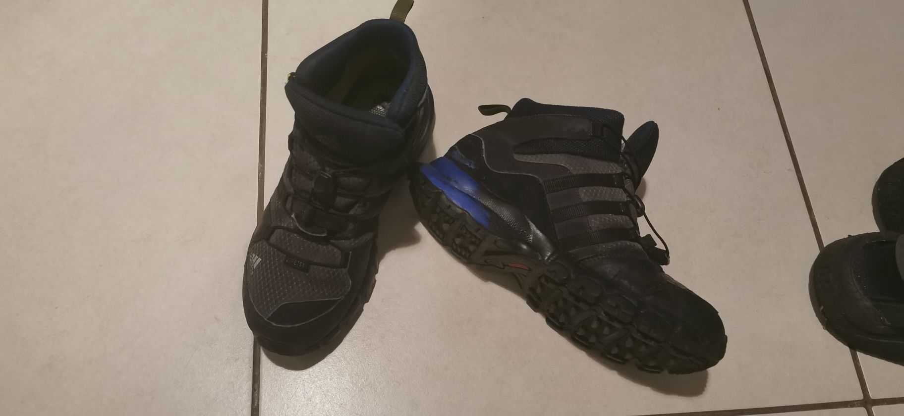 Ghete Adidas măsură 35