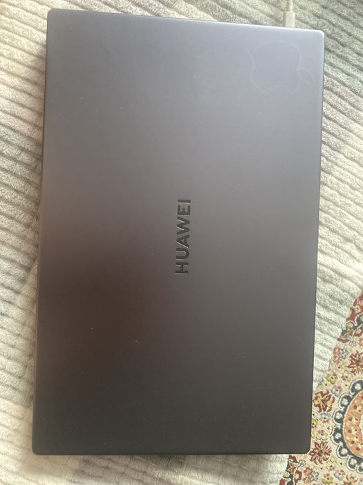 Ноутбук Huawei LAPTOP-T98D4HK1