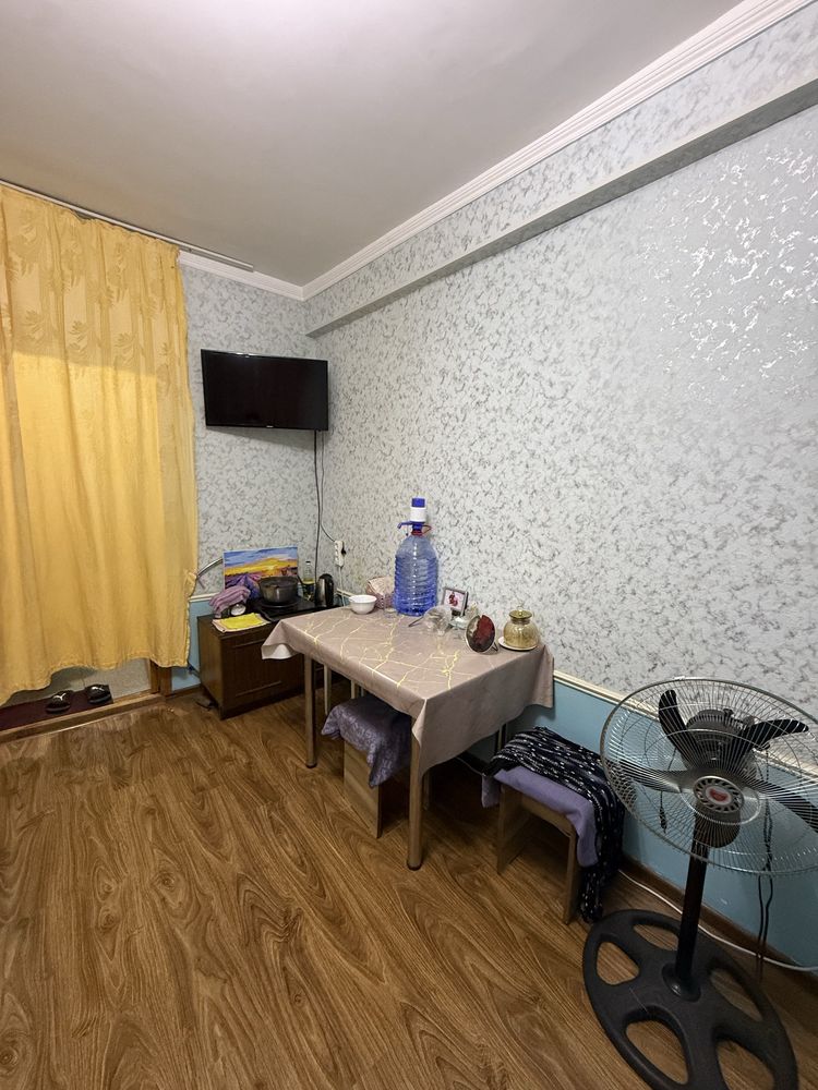 Продается 1 комнатная Авиасозлар - 2 (общага)
