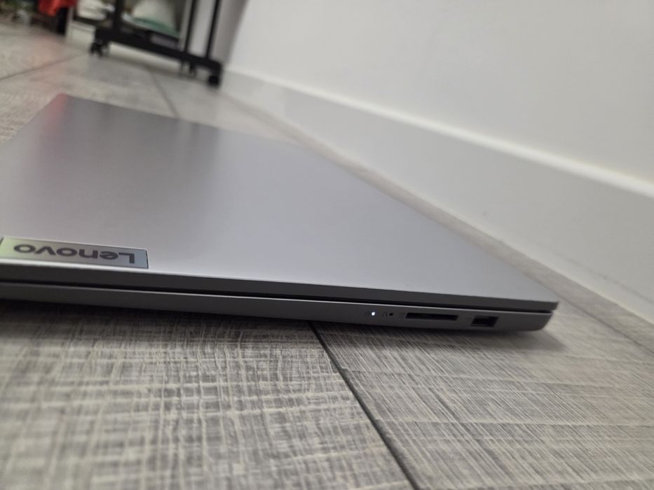 Vand Laptop Lenovo IdeaPad 1 Cu Ryzen 7