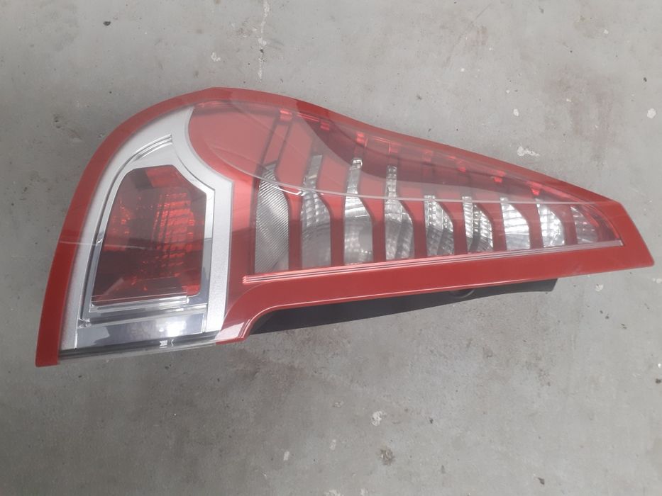 Stop Lampă Triplă Stanga Spate Aripă Renault Scenic 3