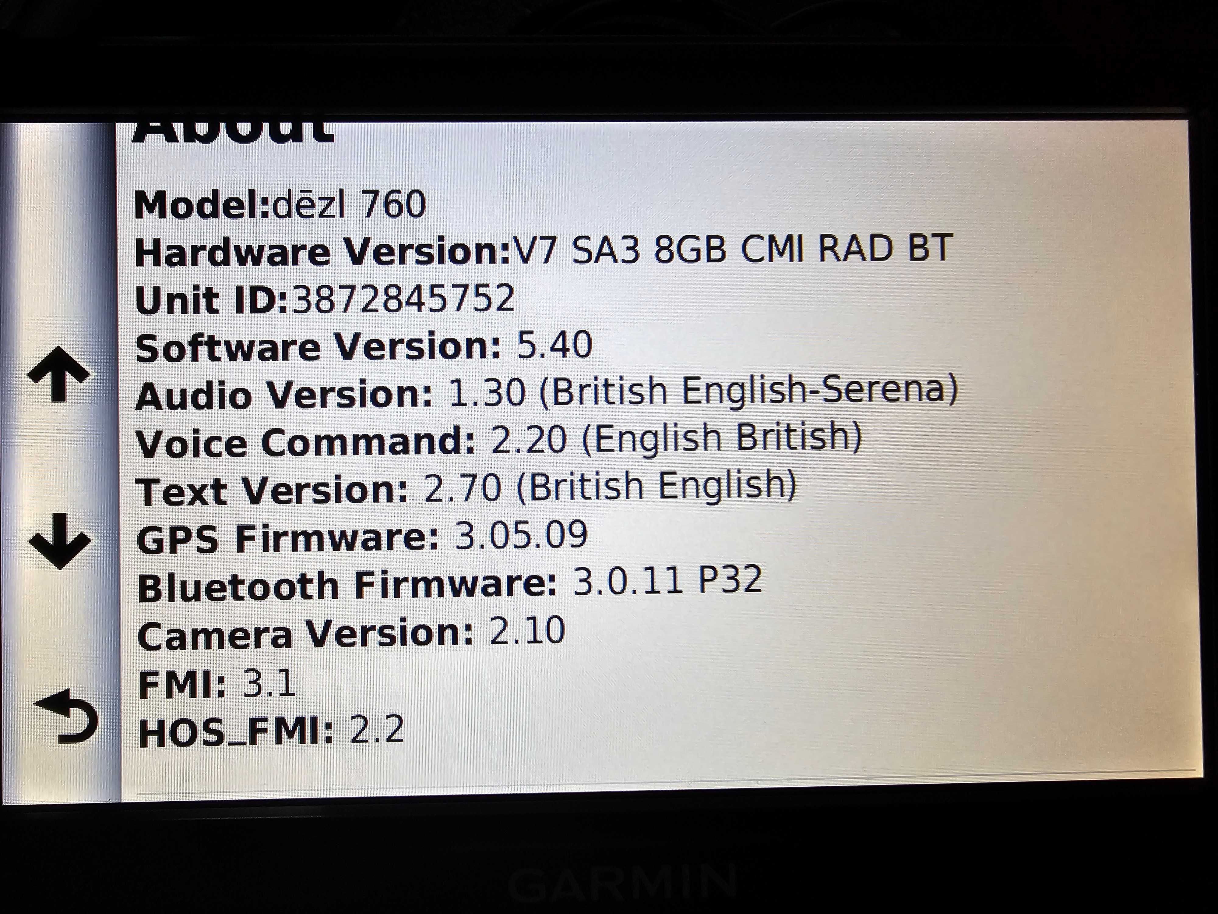 Продавам GPS GARMIN с автоматична задна камера