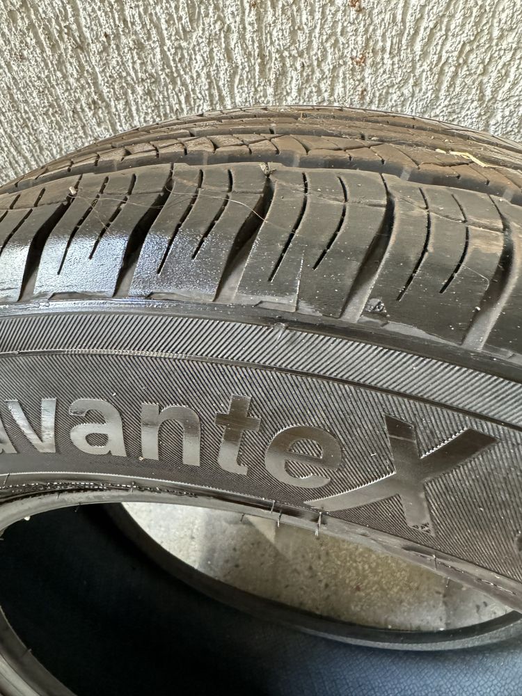 225/65R17 Продавам гуми