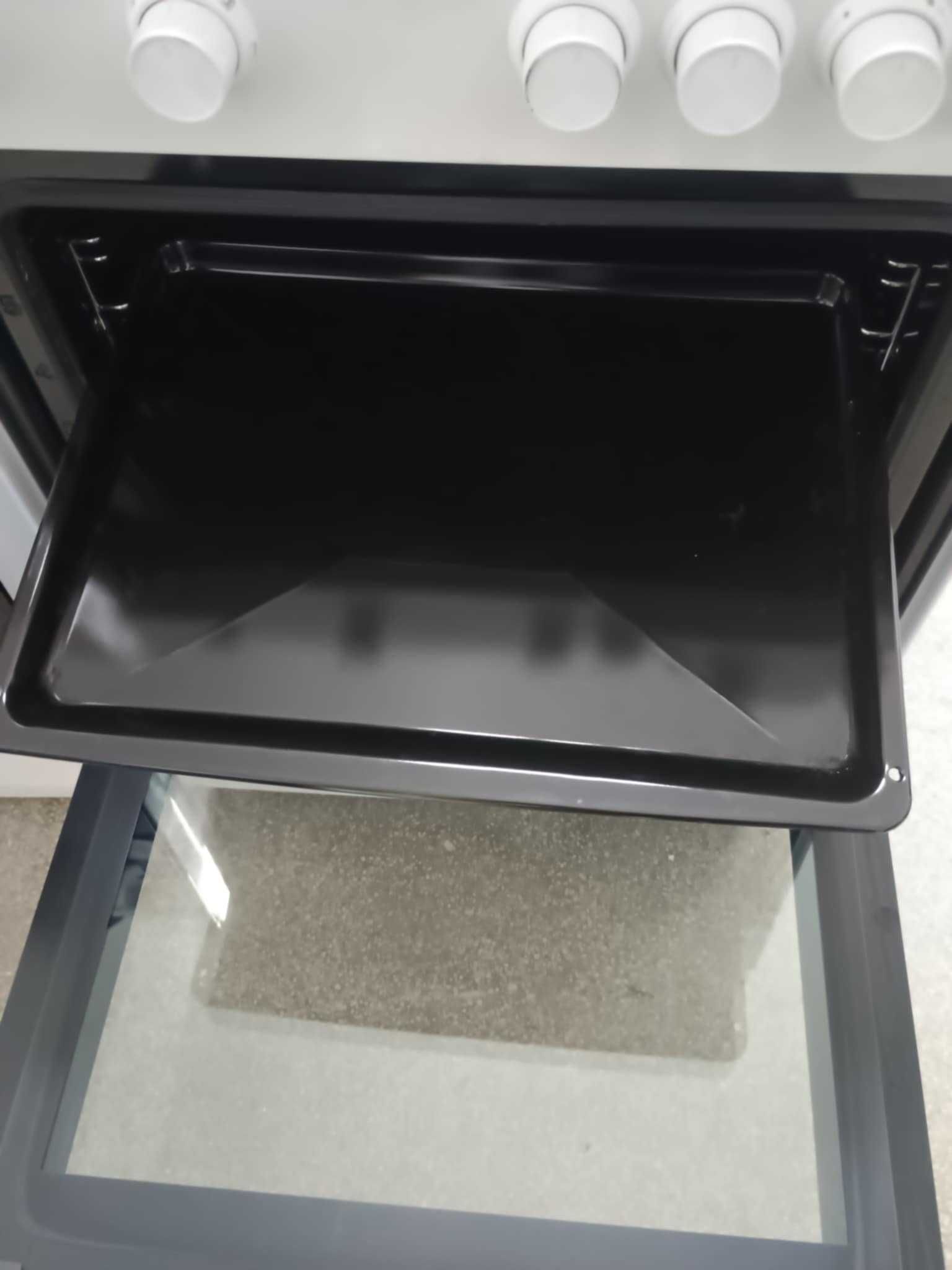 Готварска печка с керамични котлони BEKO-БЕКО 72 л Конвекция 60 см