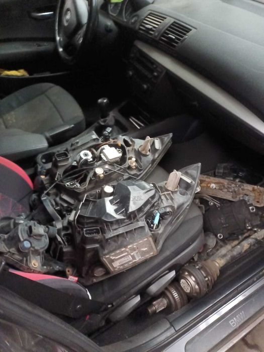 Dezmembrari BMW seria 1 320d