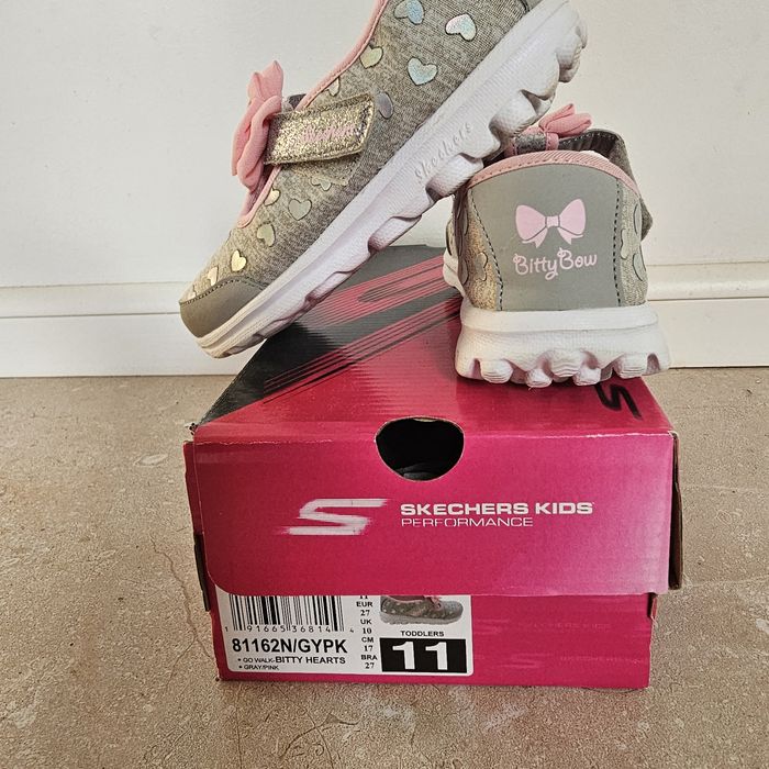 Papuci Skechers mărimea 27