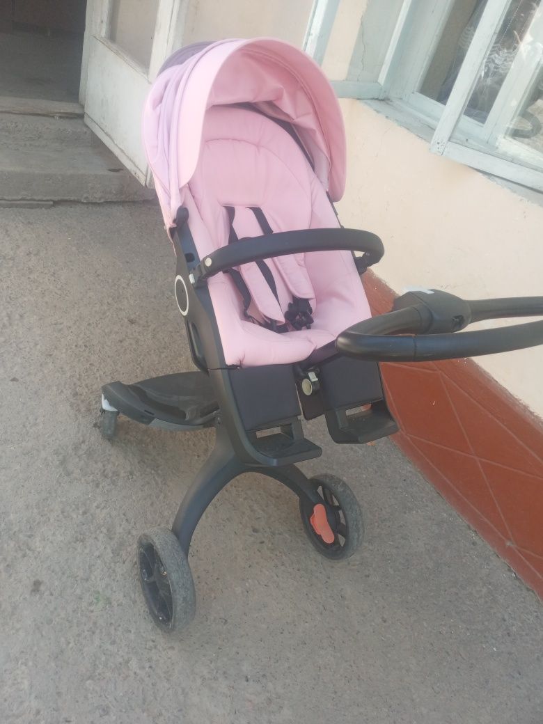 Stokke kalaska Car seat brand Nuna