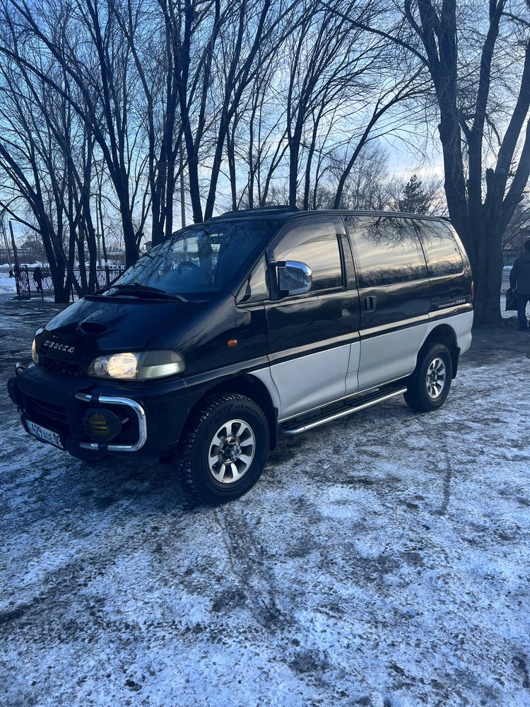 Продам Mitsubishi Delica 1996 года