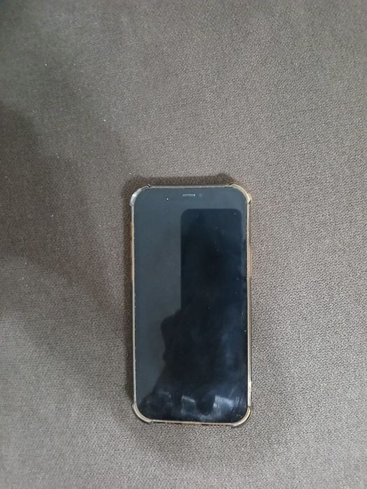 Vand Iphone 12,an fabricatie 2022