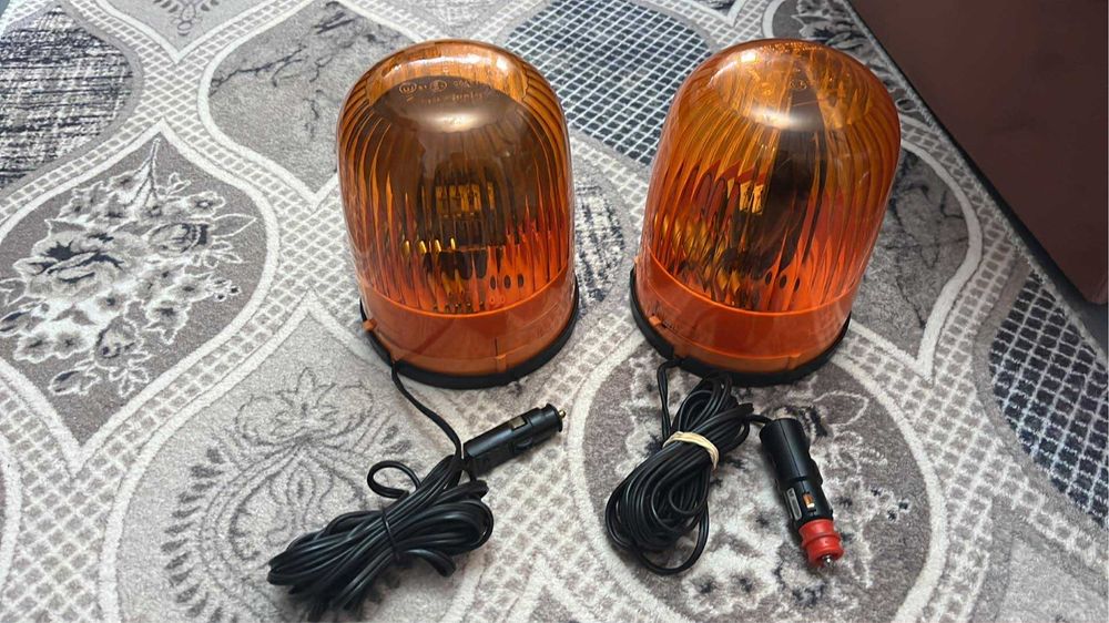 Сигнални лампи Hella 12v / 2 броя