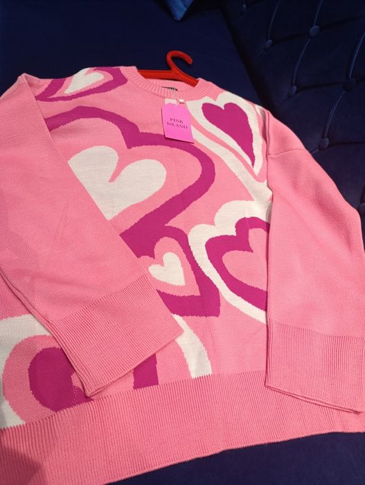 Яркий теплый свитер в розовом цвете, большемер