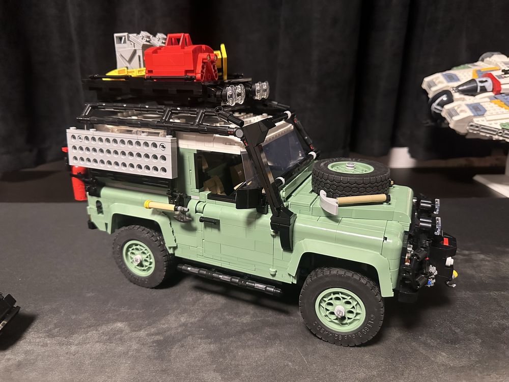 Lego Icons 10317 Land Rover Classic Defender 90