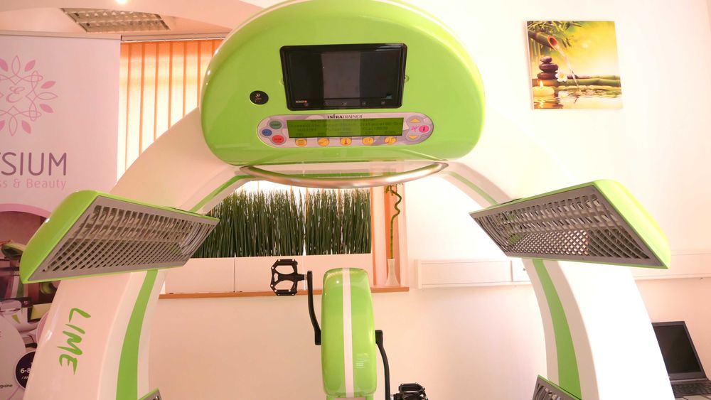 Aparat remodelare corporală INFRATRAINER - ideal saloane și acasă