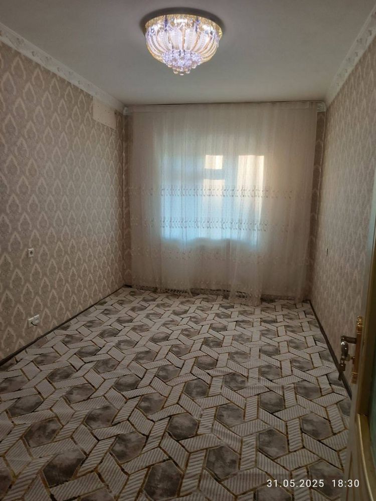 Сергели 5А да 3 хона 3 этаж метро 150 метр