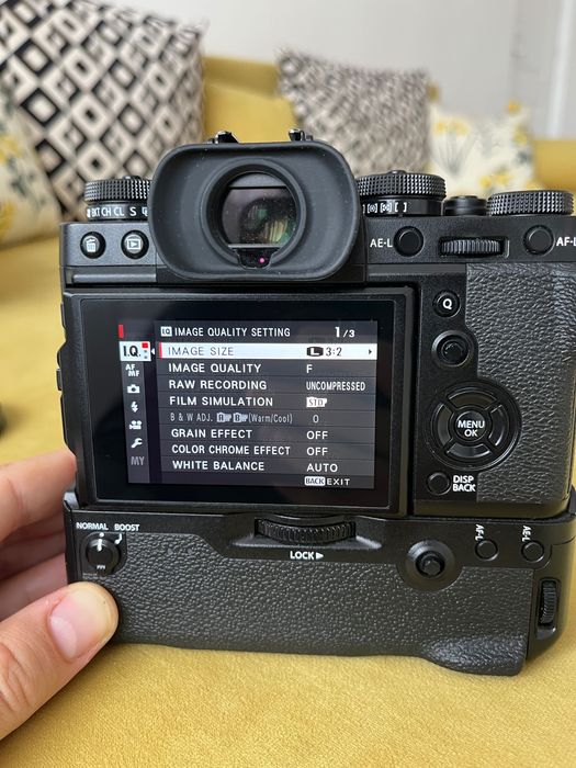 Fujifilm XT3 cu grip