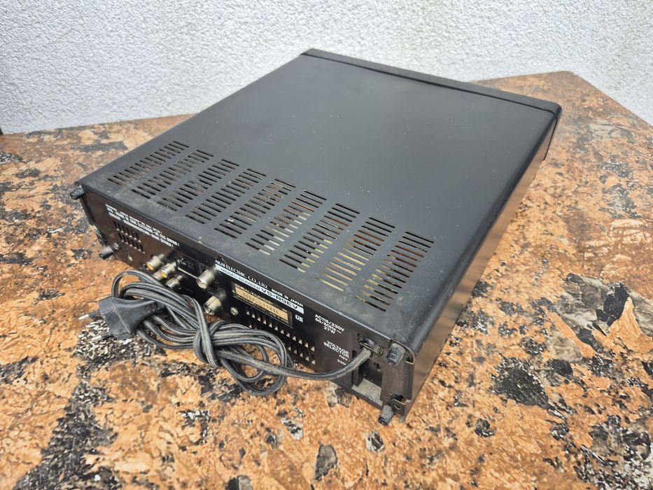 Vand video marca Akai model VS-R9EV  , made in japan 

- HQ

- A