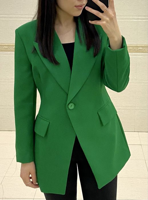 Пиджак ярко зеленый