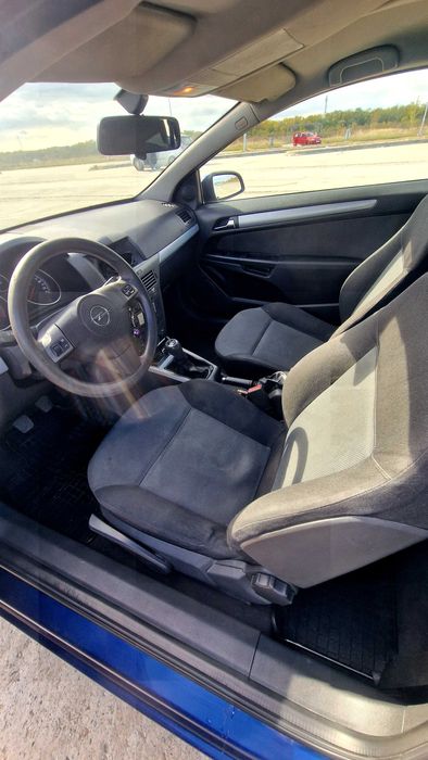 Opel astra H Gtc