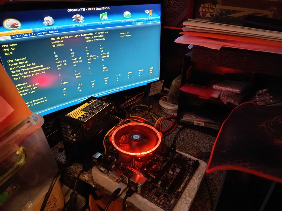Kit esports gaming, AMD A8-6600K + placa baza Gigabyte + video 2gb