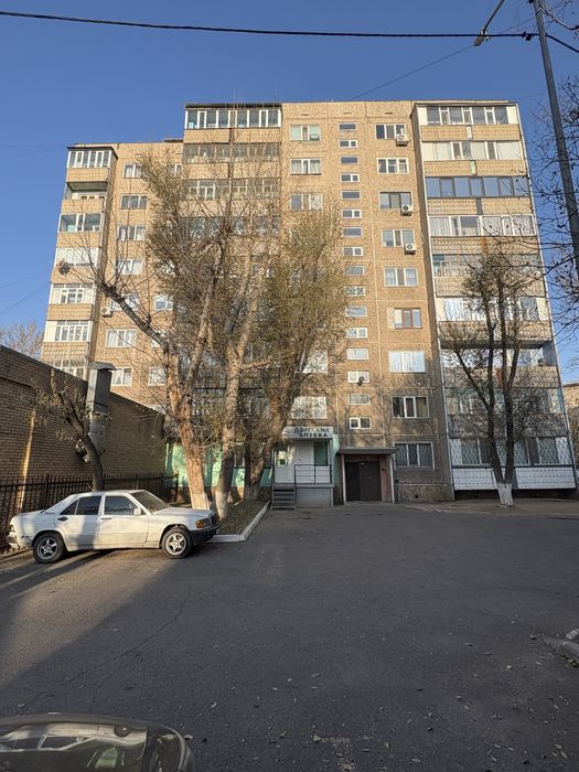 Продаю 3-х комн. квартиру по Ержанова,41/2