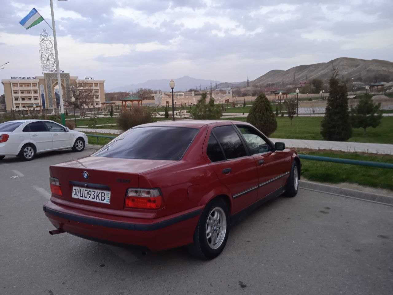 Продаю BMW E36 на бензини