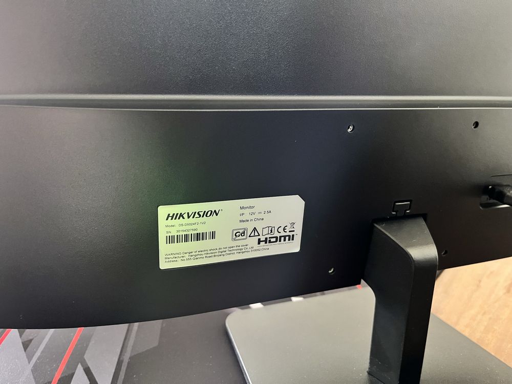 Продам монитор Hikvision