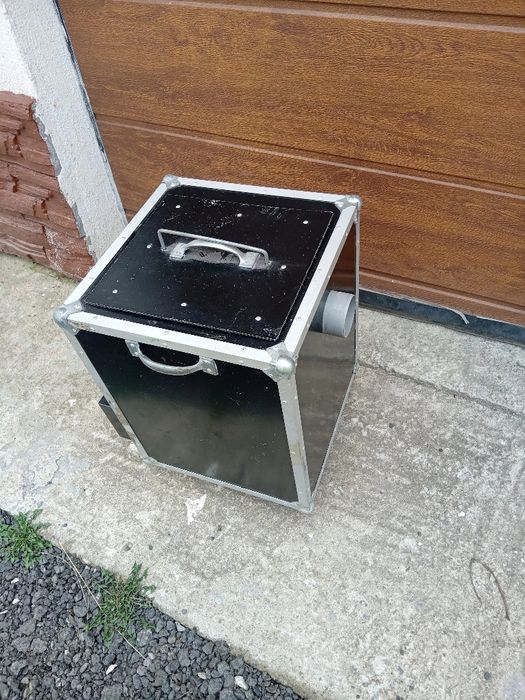 Vând mașină de fum greu gheață carbonica