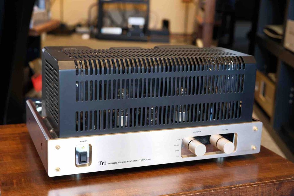 TRIODE VP-300BD - Amplificator integrat lampi clasa A (4 lampi 300B)