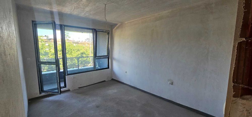 Продавам 3-СТАЕН апартамент гр. София