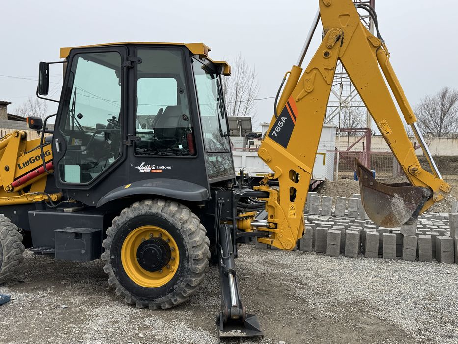 Ekiskavatir pagruzchik Liguong 765A