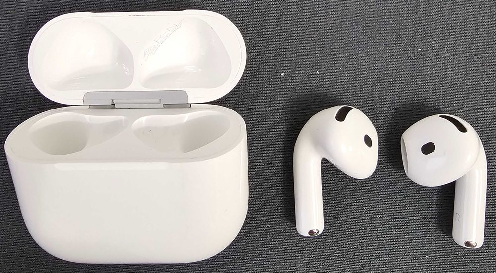 Căști in ear Apple Airpods 4
