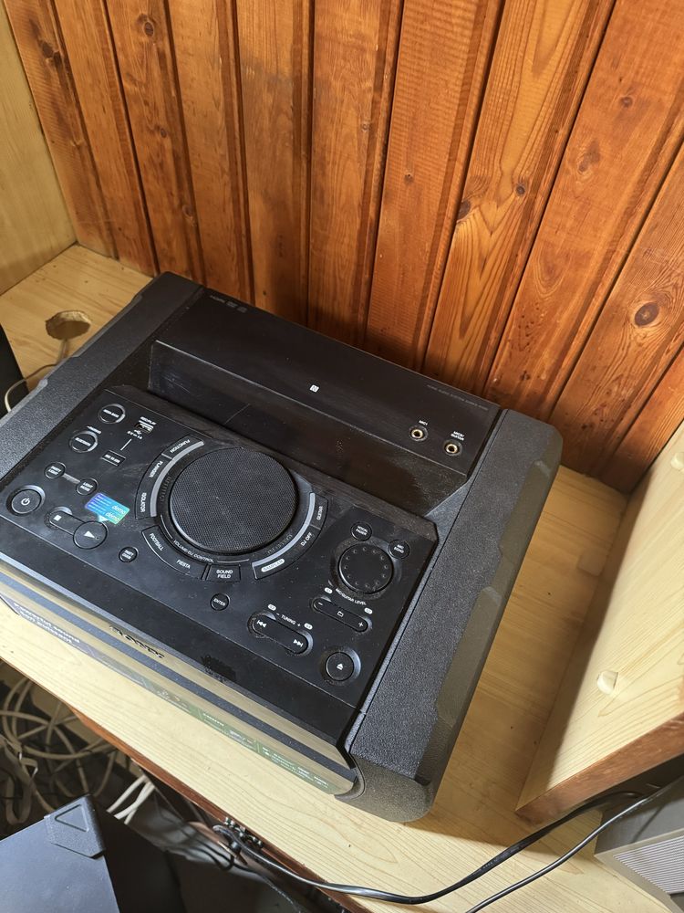 Уредба Сони Shake X30