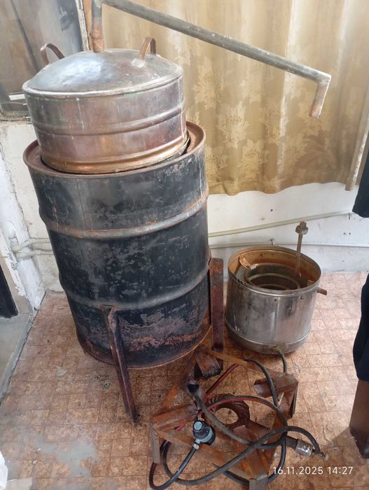 Продавам Меден казан