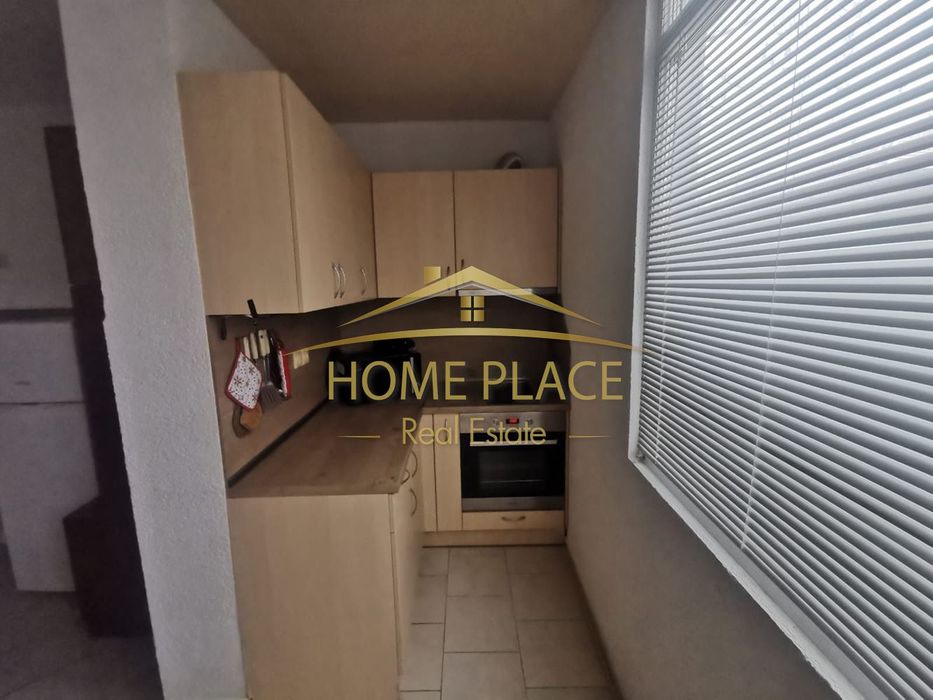 Дава се под наем Двустаен апартамент в Варна, Погреби - 50 кв.м за 306 € - Снимка #2