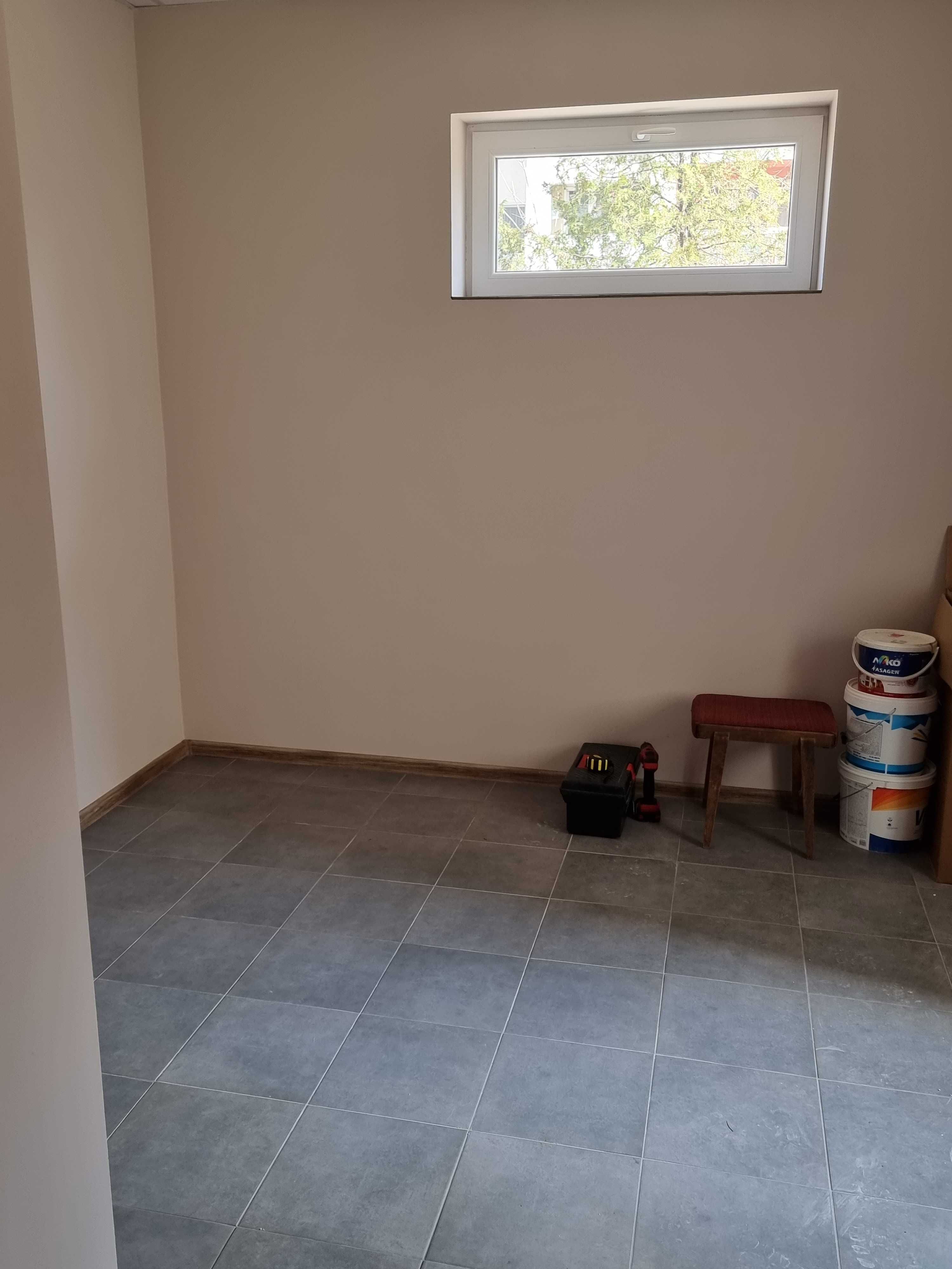 42-Продава се партерен офис в кв. Абритус!