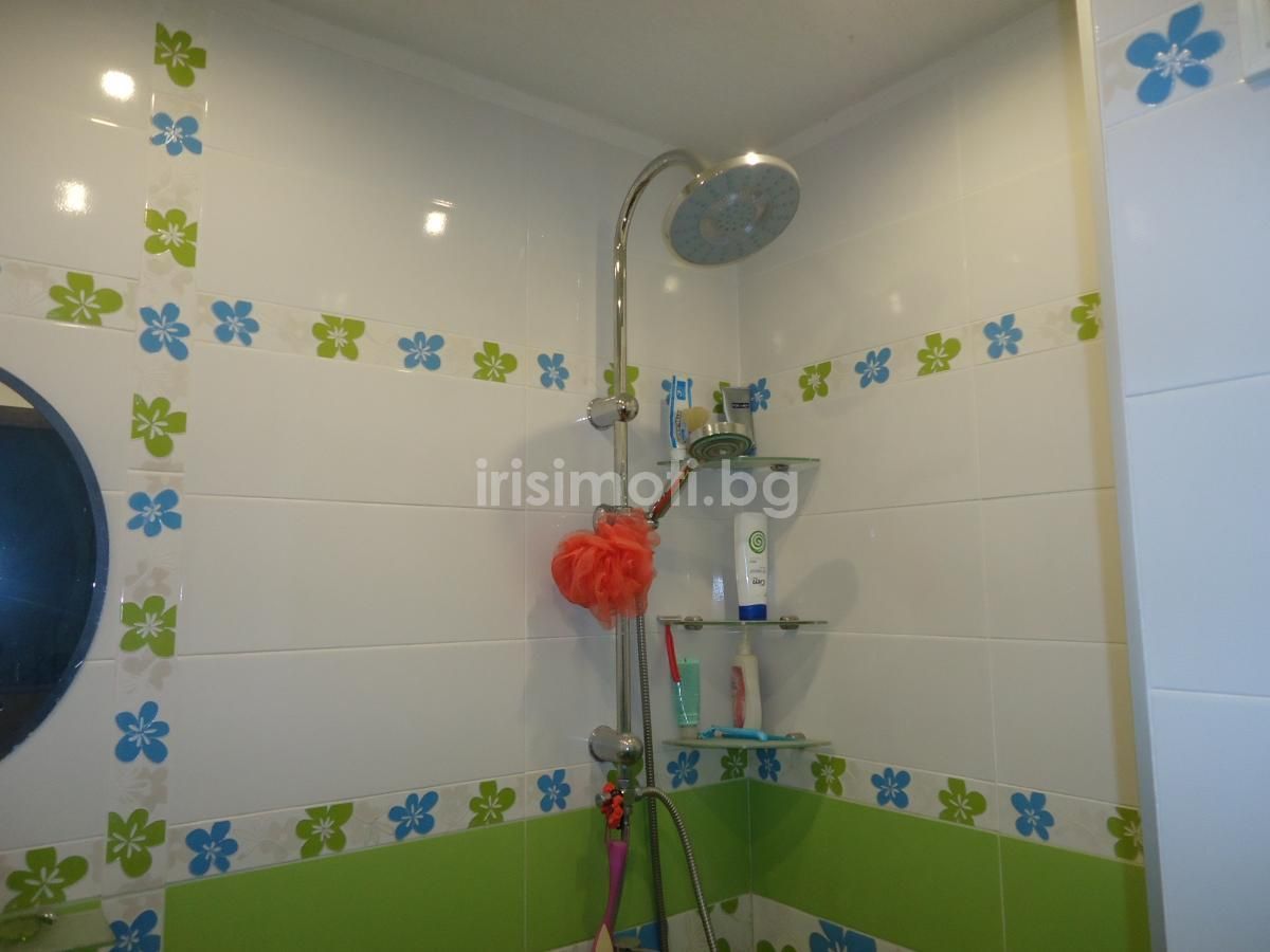 Продава се Двустаен апартамент в София, Свобода - 60 кв.м за 1750 €/кв.м - Снимка #1