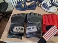 Боксерские перчатки, два вида