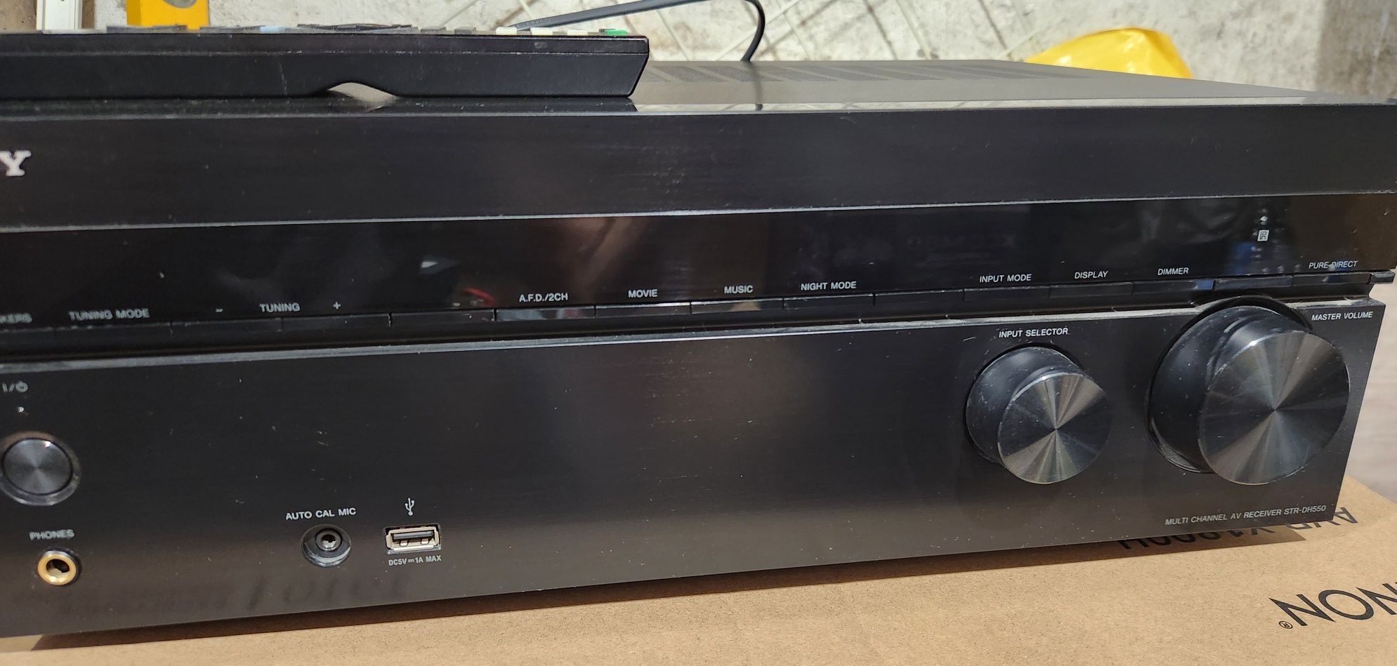 Ресийвър Sony STR-DH550