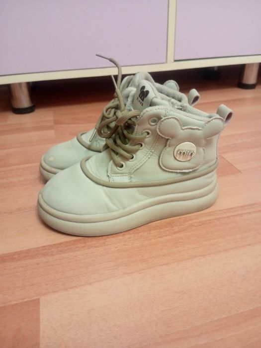 Обувь на девочку 31-32рр. За мандаринки