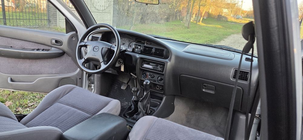 Mazda seria b 4x4 Diferitial blocabil