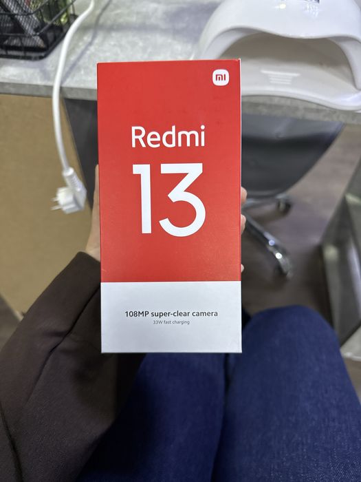 Продам б/у Xiaomi Redmi 13 8 ГБ/256 ГБ черный
