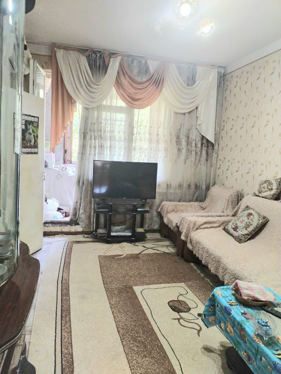Срочно Продам Чиланзар квартал  21.  2х комнатная