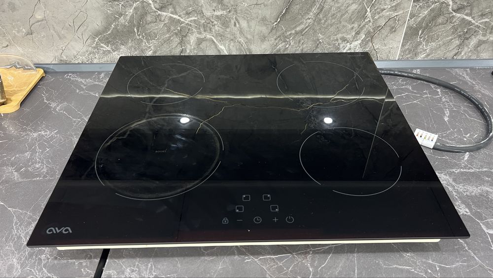 Элетрическая плита AVA индуктивная.