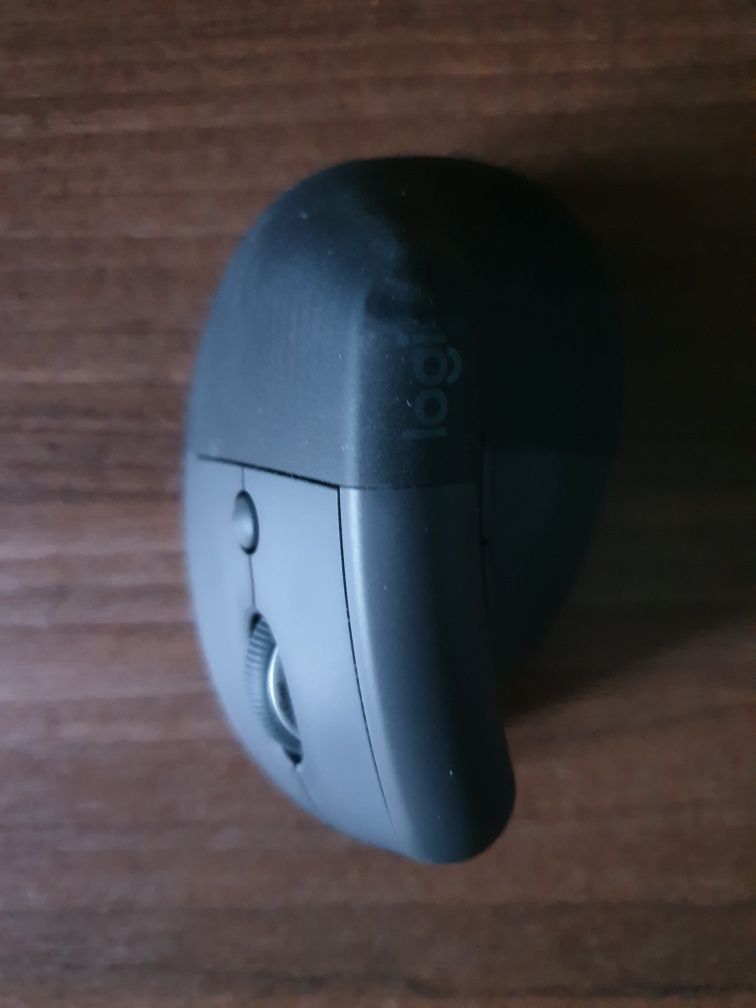 Mouse Wireless Vertical Logitech Lift Dreapta