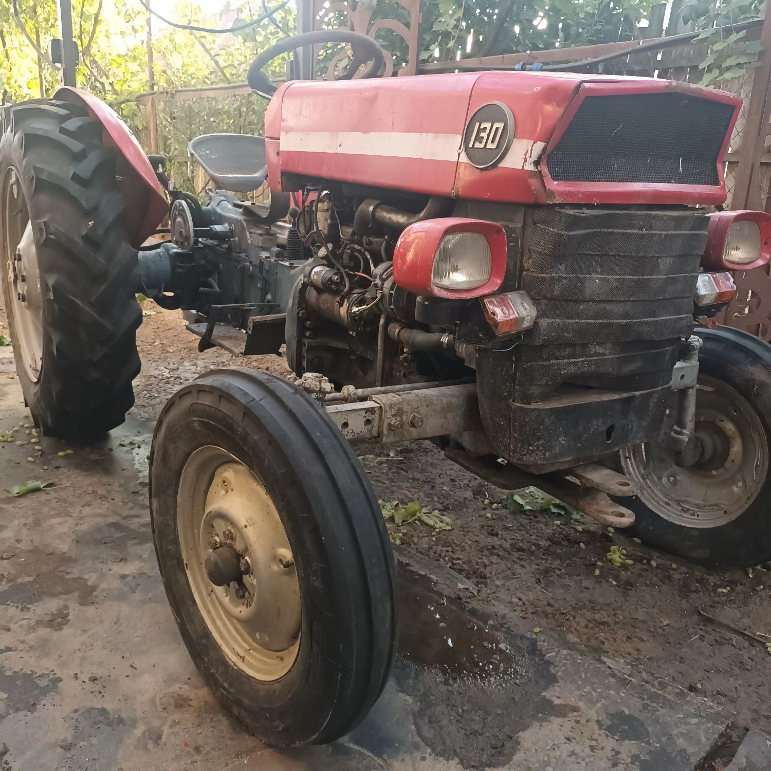 Massey Ferguson 130