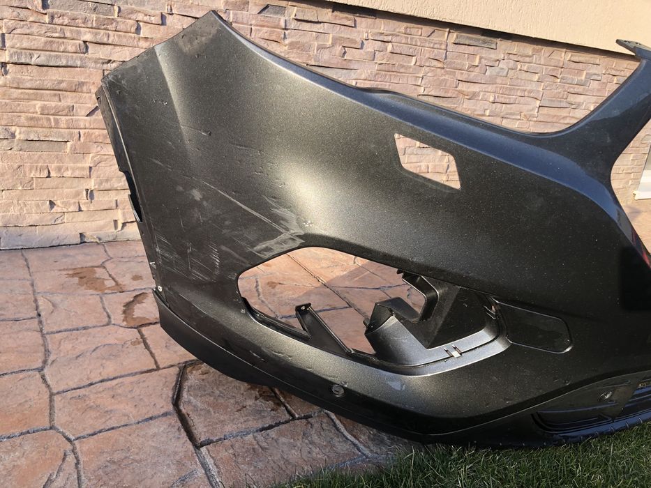 Bara fata Kuga 2019 Titanium